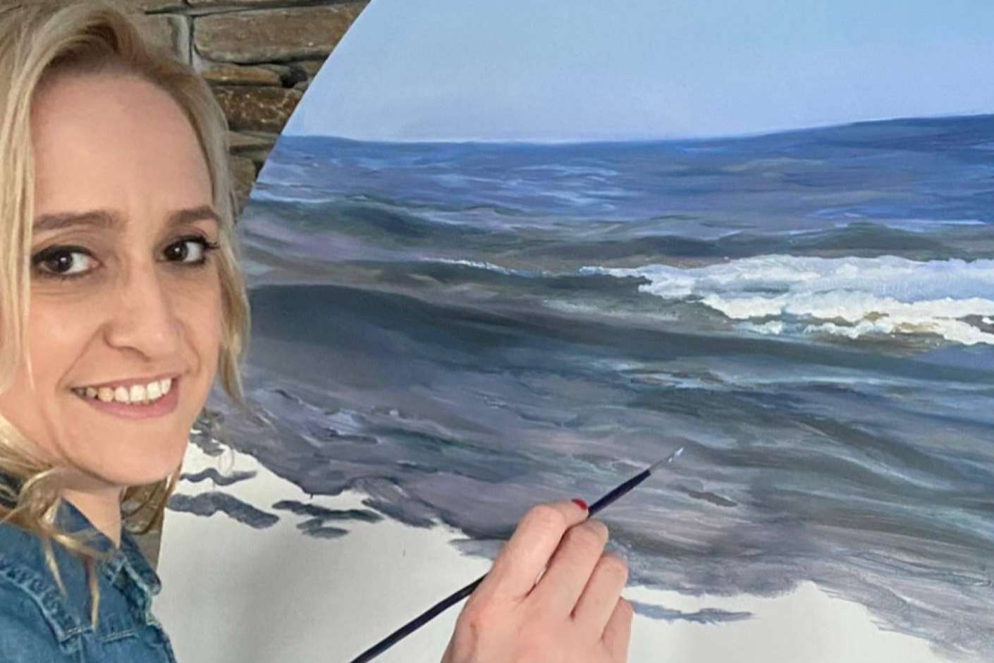Una ventana al mar en las obras de Carmen Ferrando