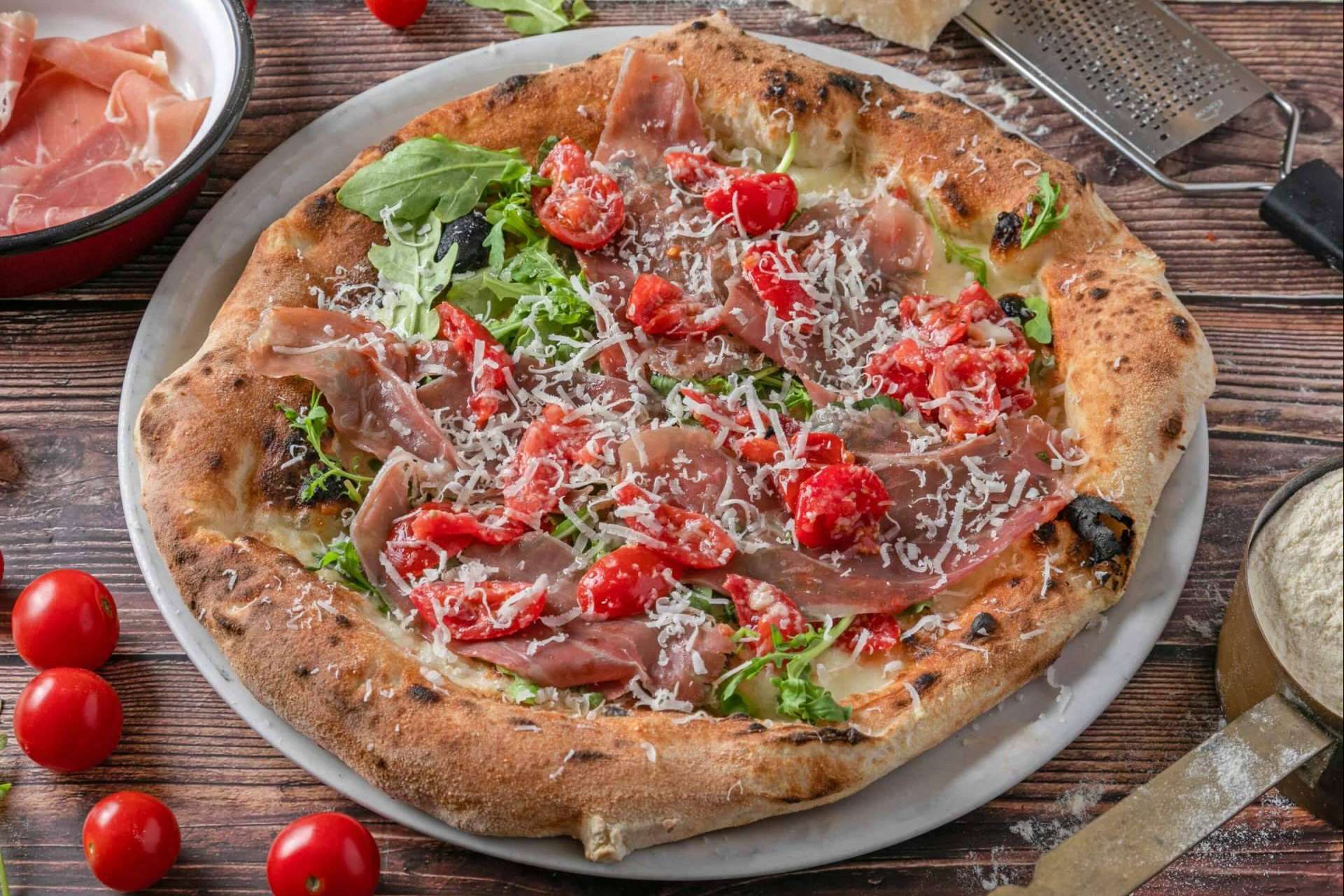La pizza napolitana más auténtica de Barcelona amasada por Spaccanapoli
