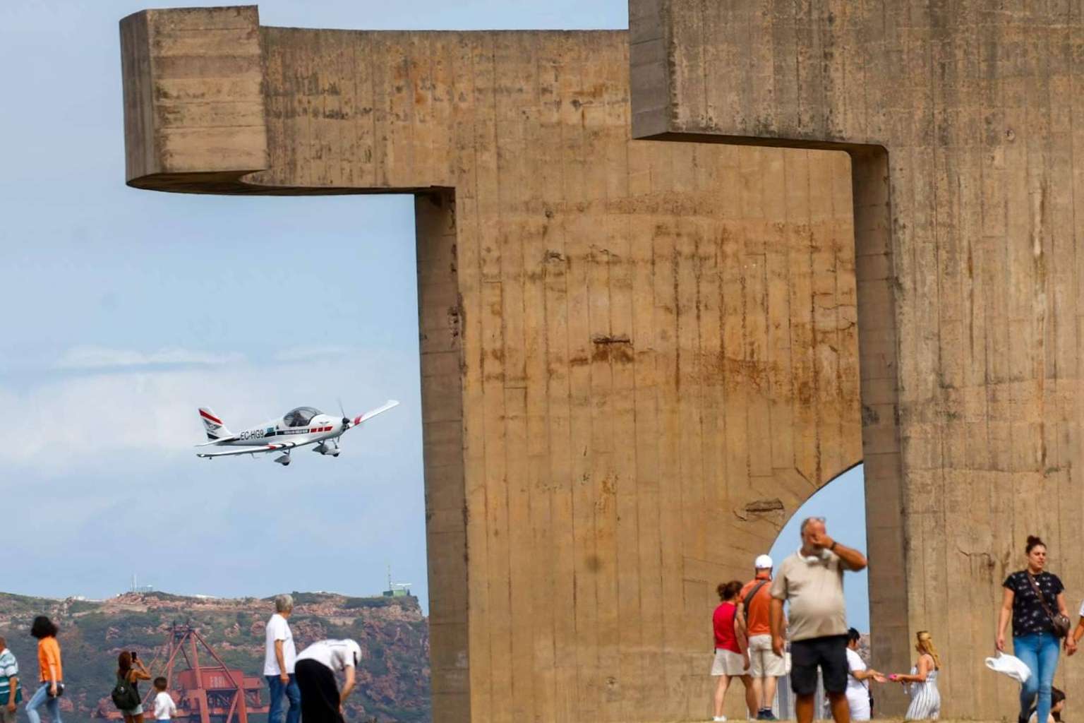 Vivir una experiencia inigualable en las alturas al volar una avioneta con Asturfly Academy