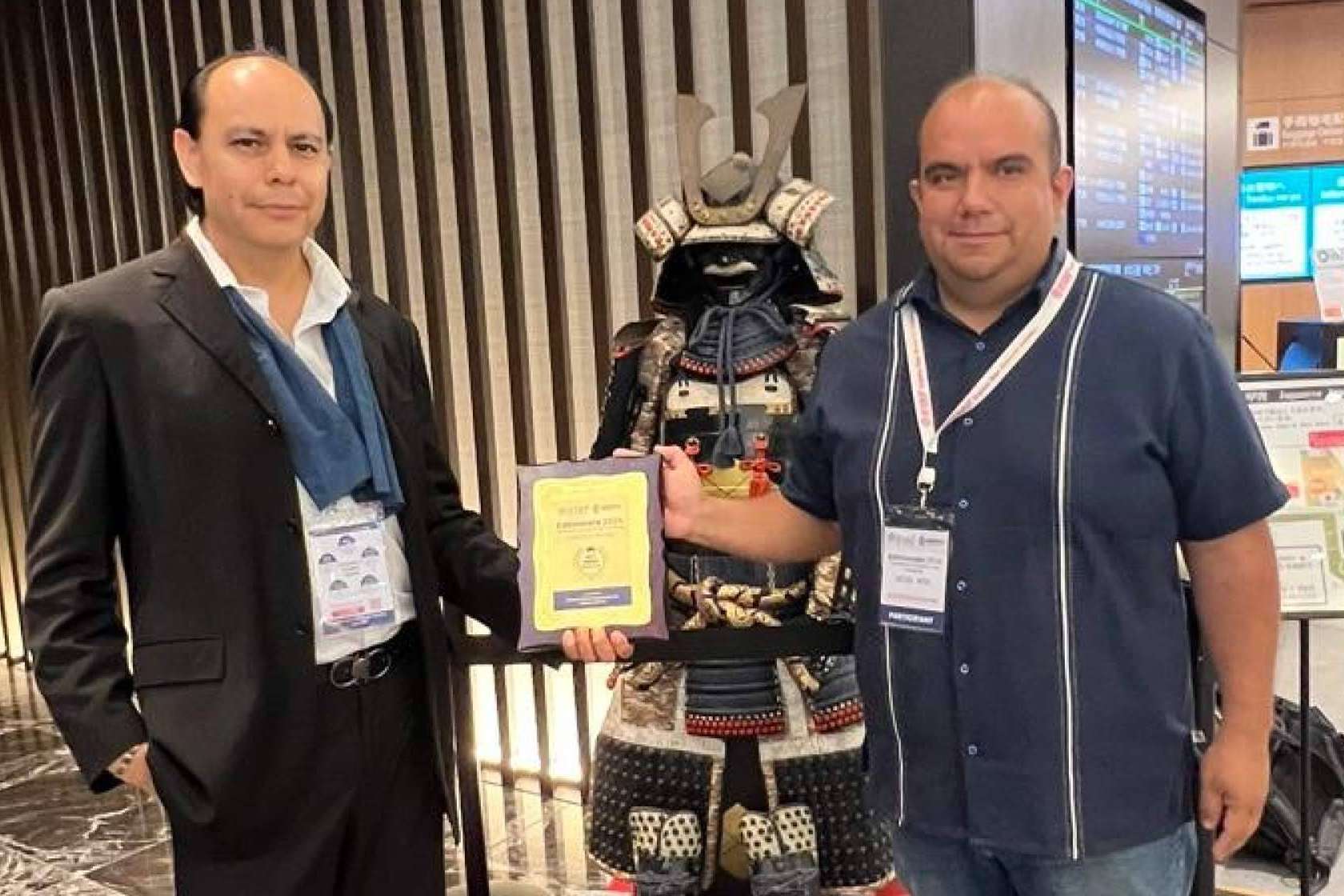 Reconocimiento Internacional a la Colaboración Educativa Hispana en STEM Espacial en congreso Internacional