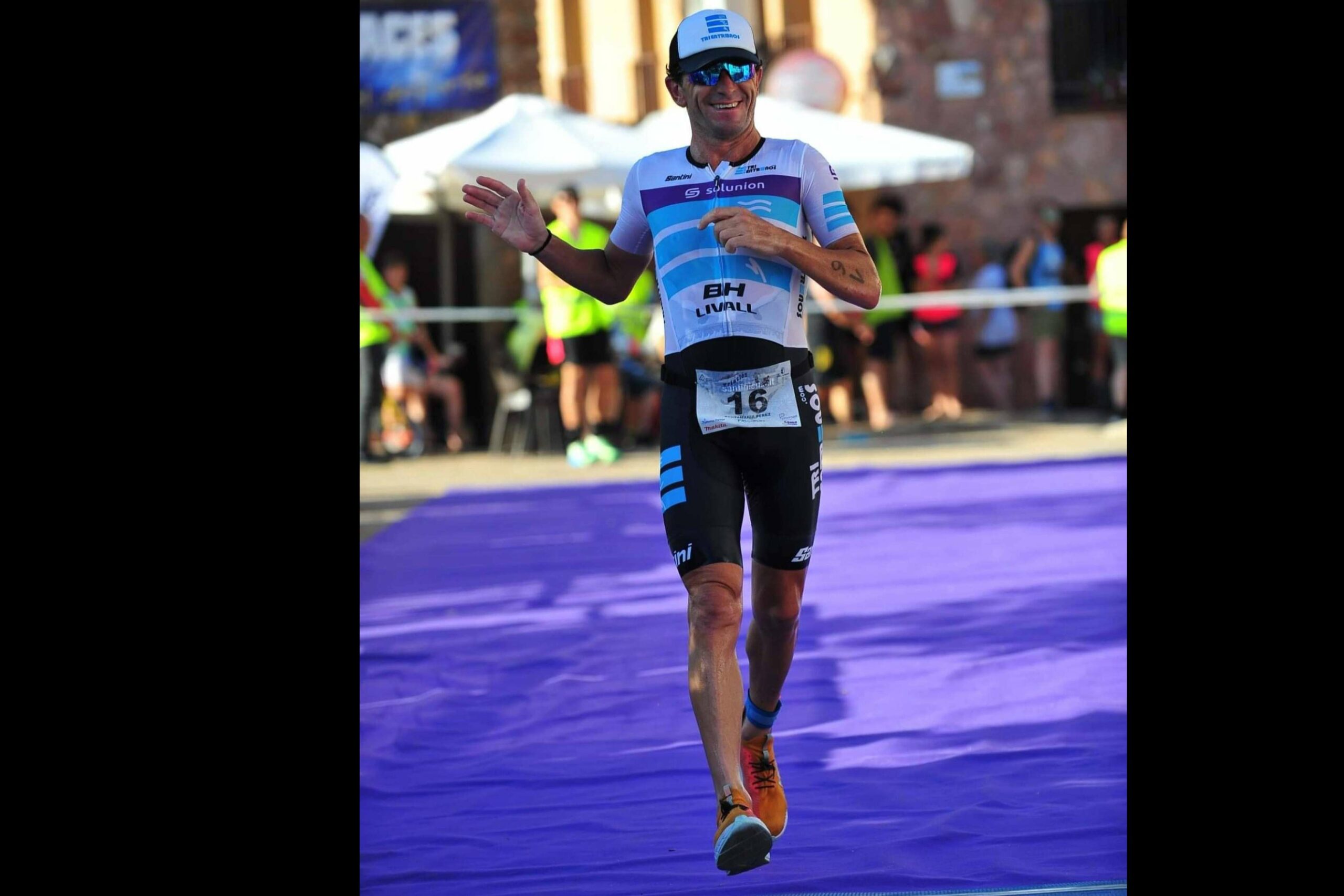 Un maratón, un triatlón, la primera carrera de 10 km, un Ironman