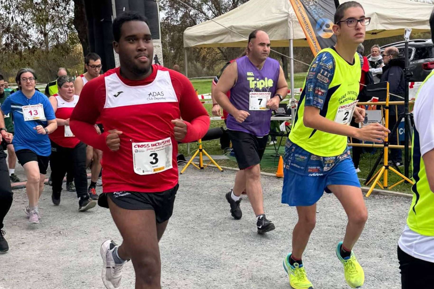 Adrian Parras y Ariadna Hernandez gana el XXIX campeonato de Catilla y León de campo a través para discapacitados
