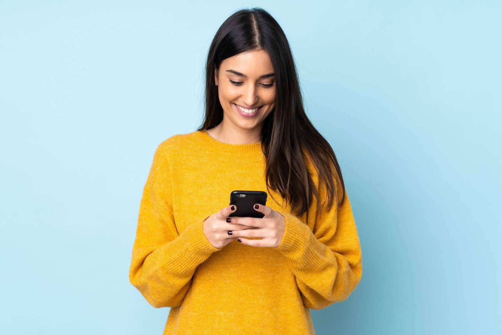 El SMS no ha muerto; alcance universal, altas tasas de apertura y seguridad en campañas outbound exitosas