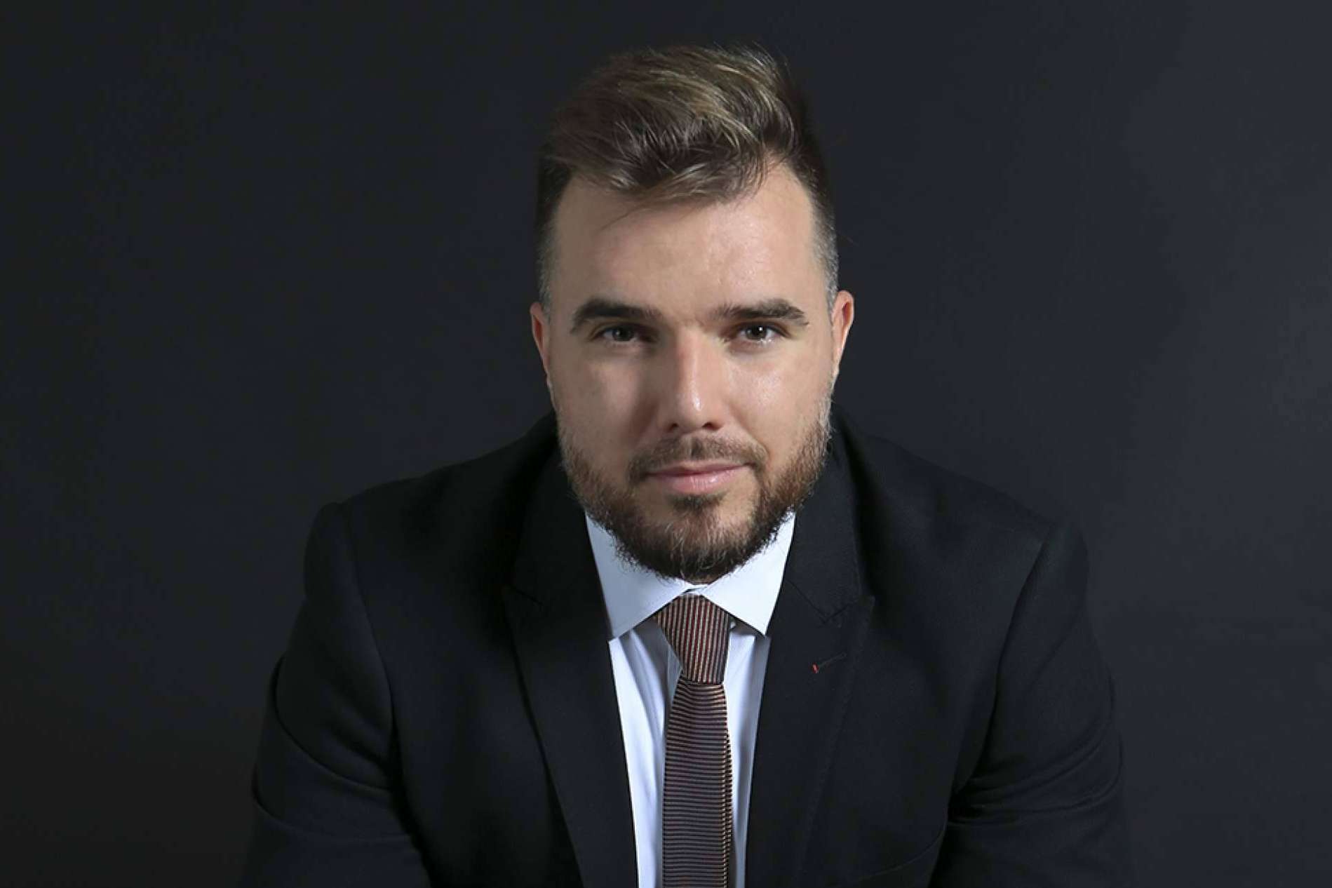 Saguar Real Estate presenta un exclusivo bajo con jardín en Punta Galea, Las Rozas de Madrid