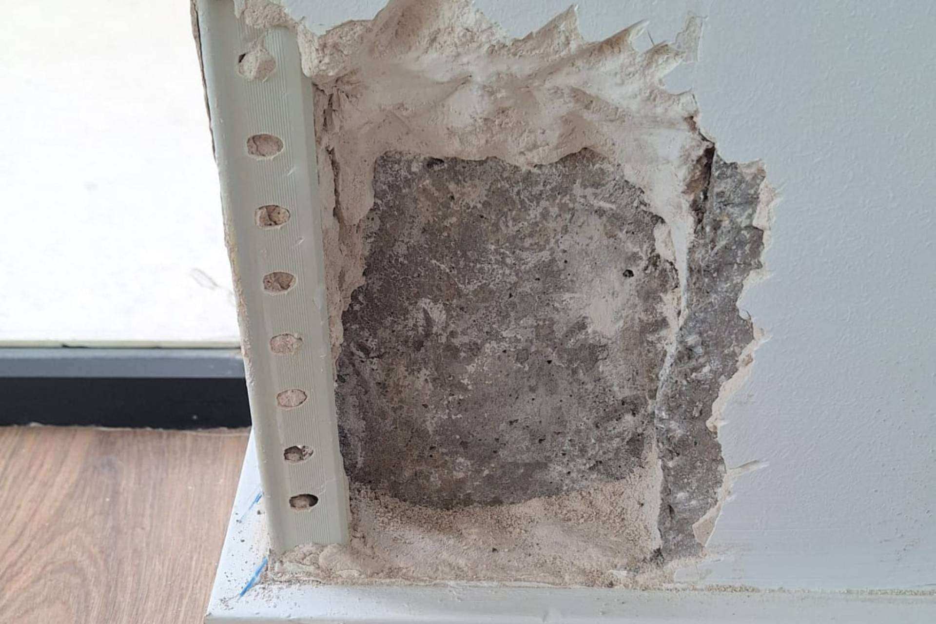 Una vivienda junto al mar elimina definitivamente la humedad gracias a Humix