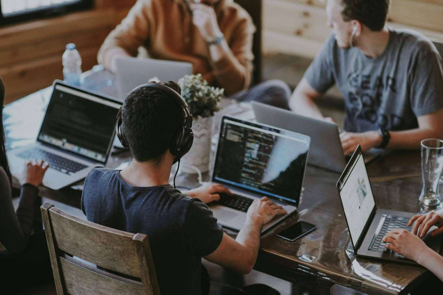 Turnos de trabajo y gestión de talento; desafíos y soluciones para RRHH