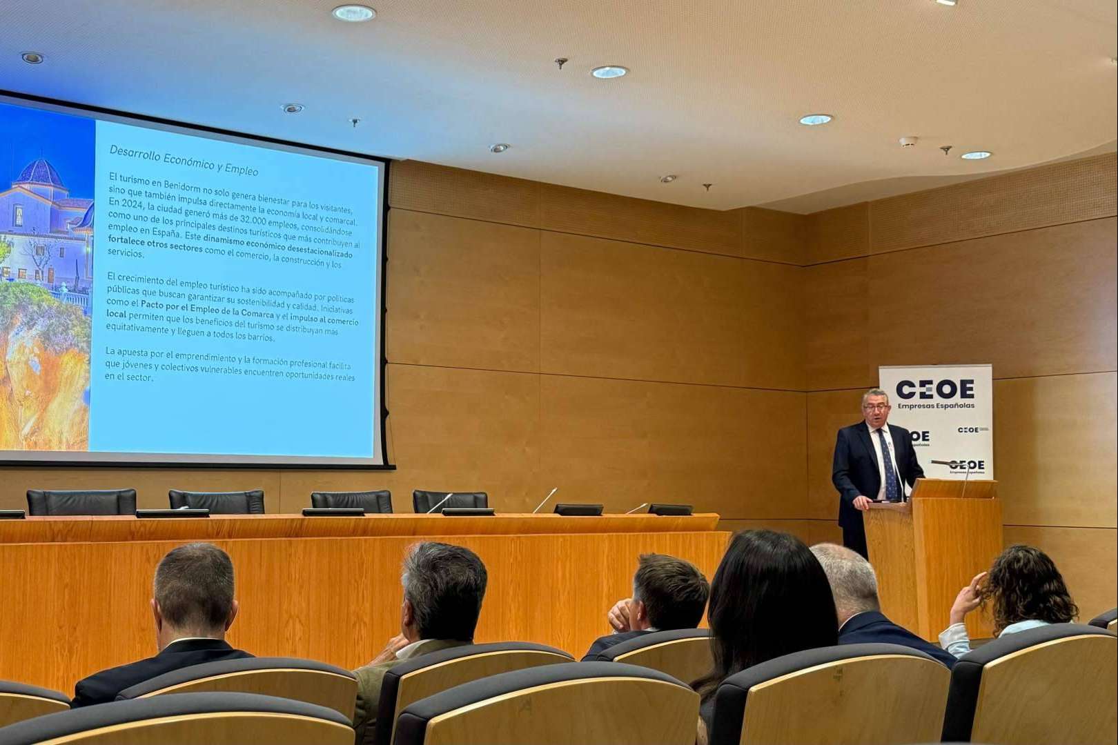 Los municipios turísticos defienden un modelo de sostenibilidad social y convivencial en sus territorios