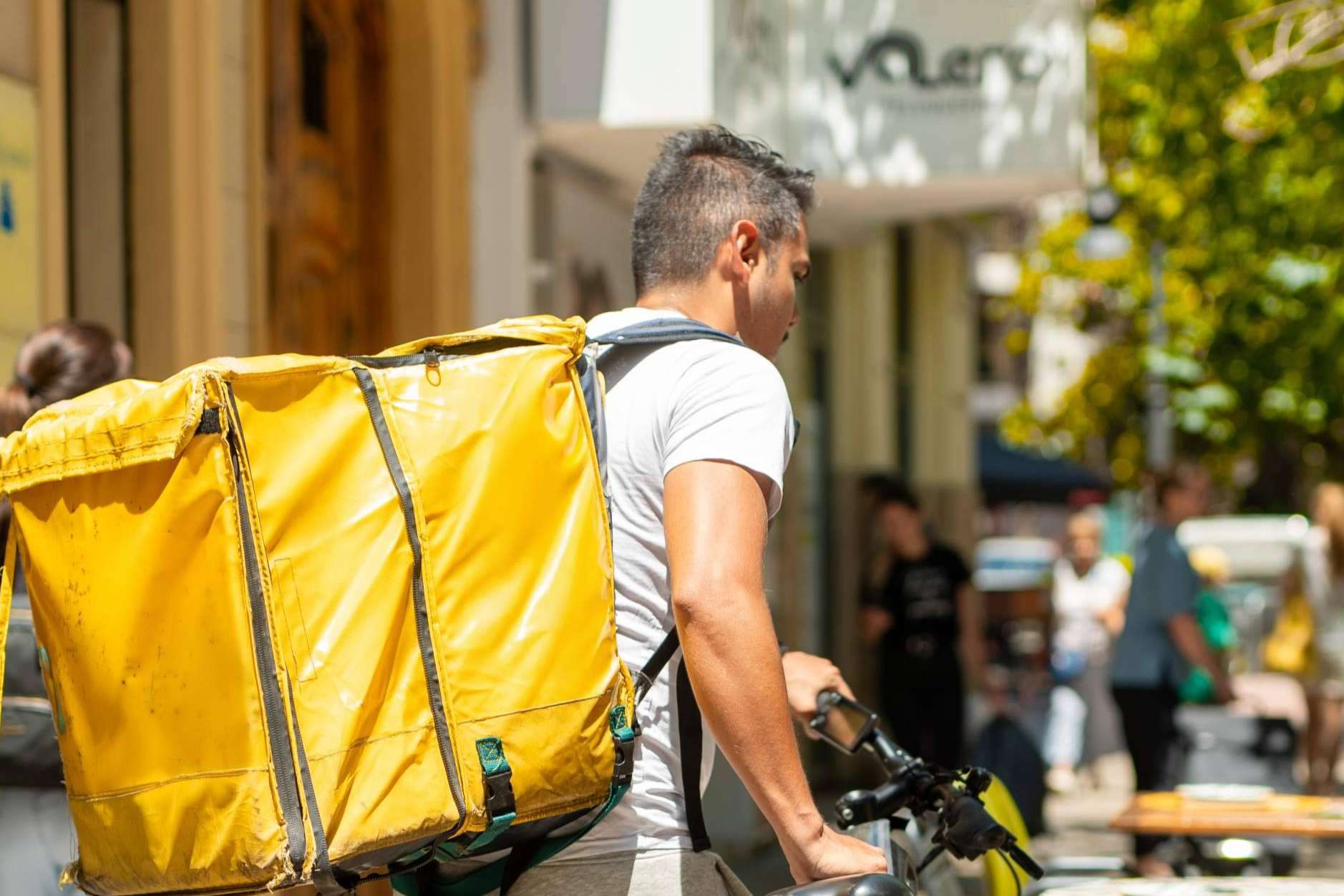Reparto híbrido; la estrategia que está transformando la rentabilidad de los restaurantes