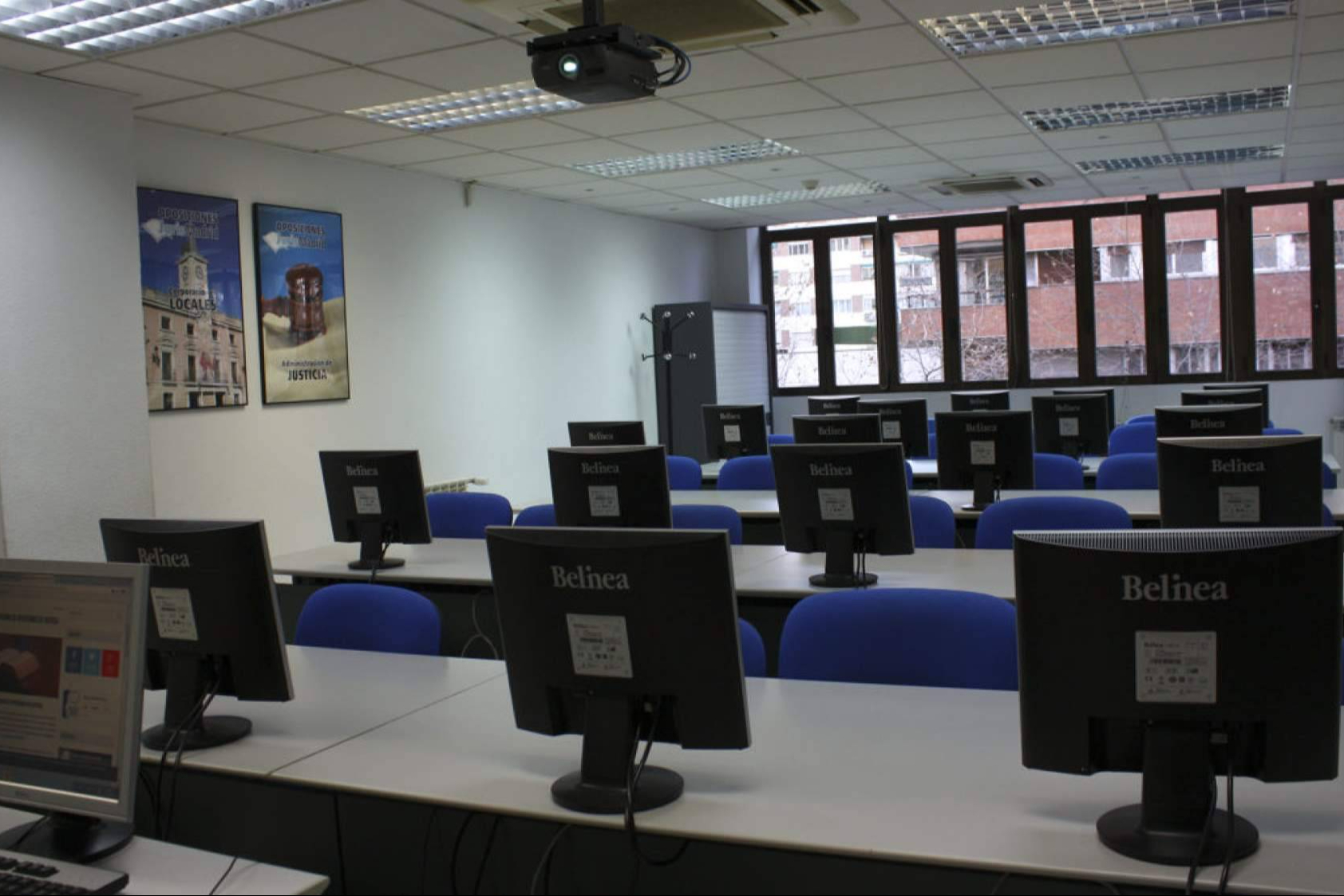 Jurispericia, la academia de oposiciones más antigua de España, continúa formando a futuros funcionarios de Justicia