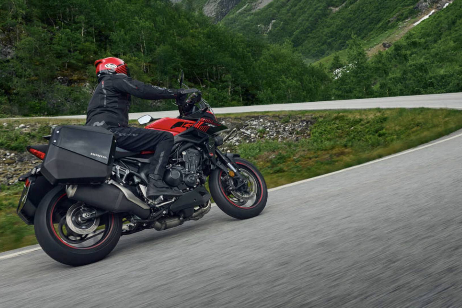 La moto que va a cambiar el Touring en 2026 ya tiene nombre; Honda CB1000GT Touring