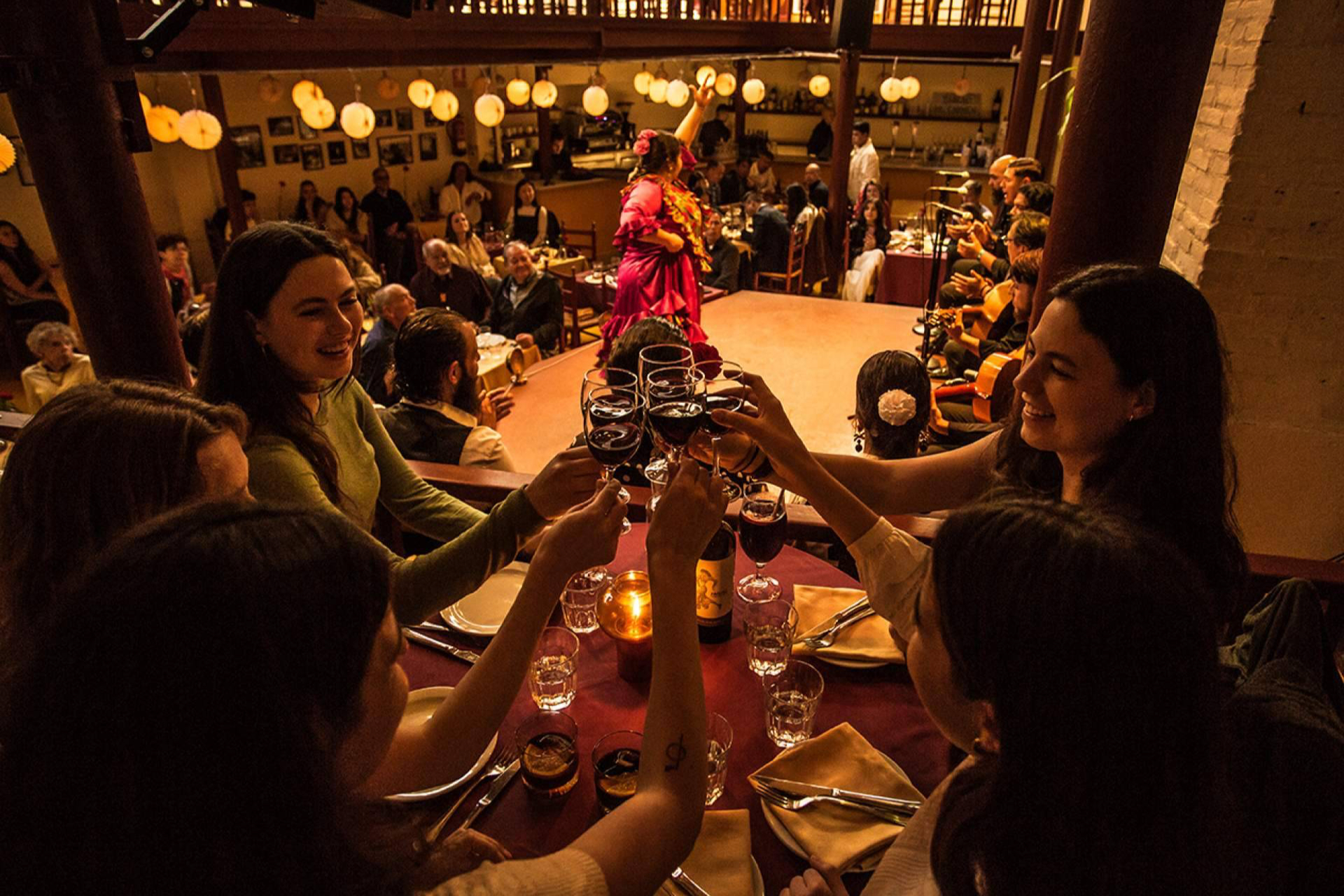 Tablao de Carmen, Barcelona; flamenco y cocina tradicional española en una noche cultural
