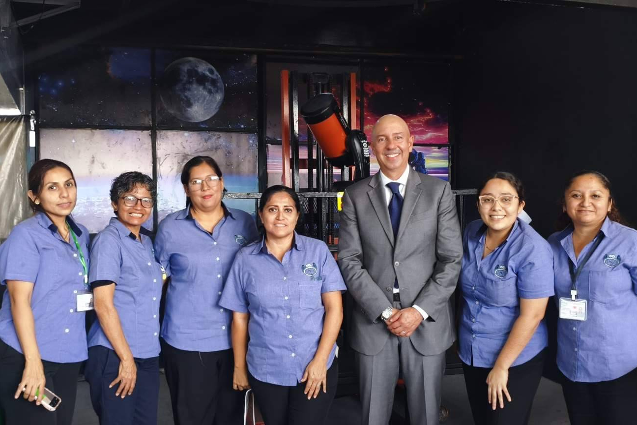 Instituto Panamericano de Tampico; del aula de robótica a la vanguardia de las estrellas
