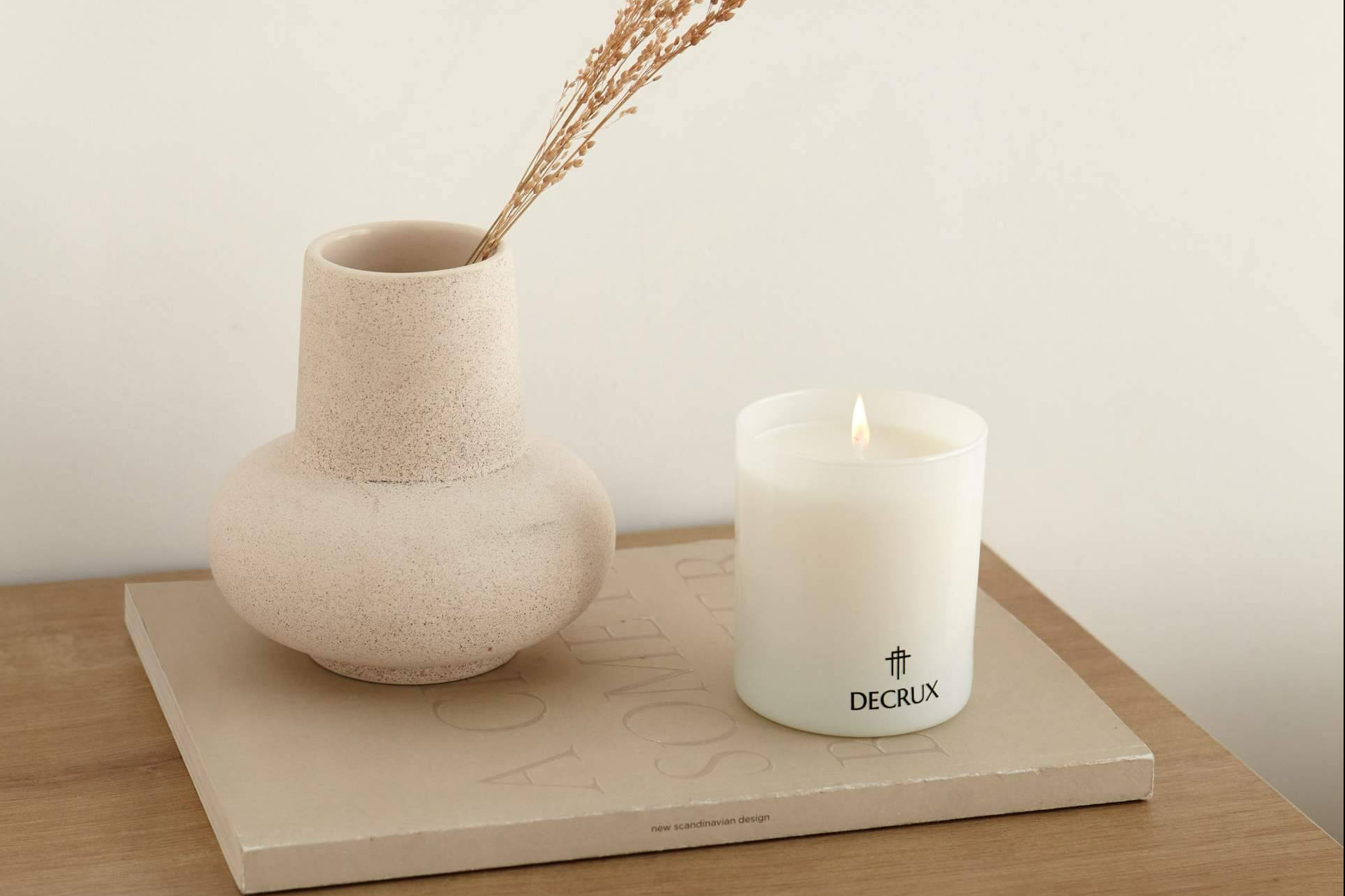 DECRUX propone una nueva forma de regalos solidarios; velas cristianas que financian proyectos sociales