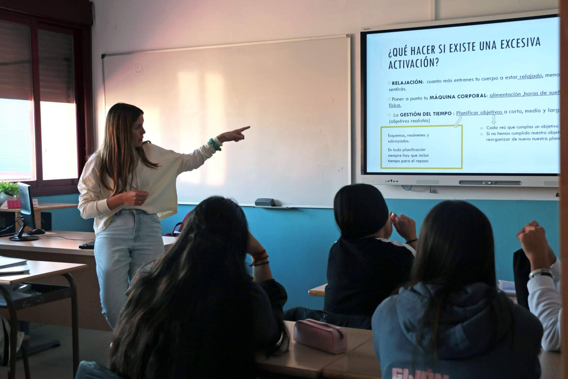 Casvi Boadilla impulsa un modelo de orientación temprana y apoyo emocional para afrontar la EVAU