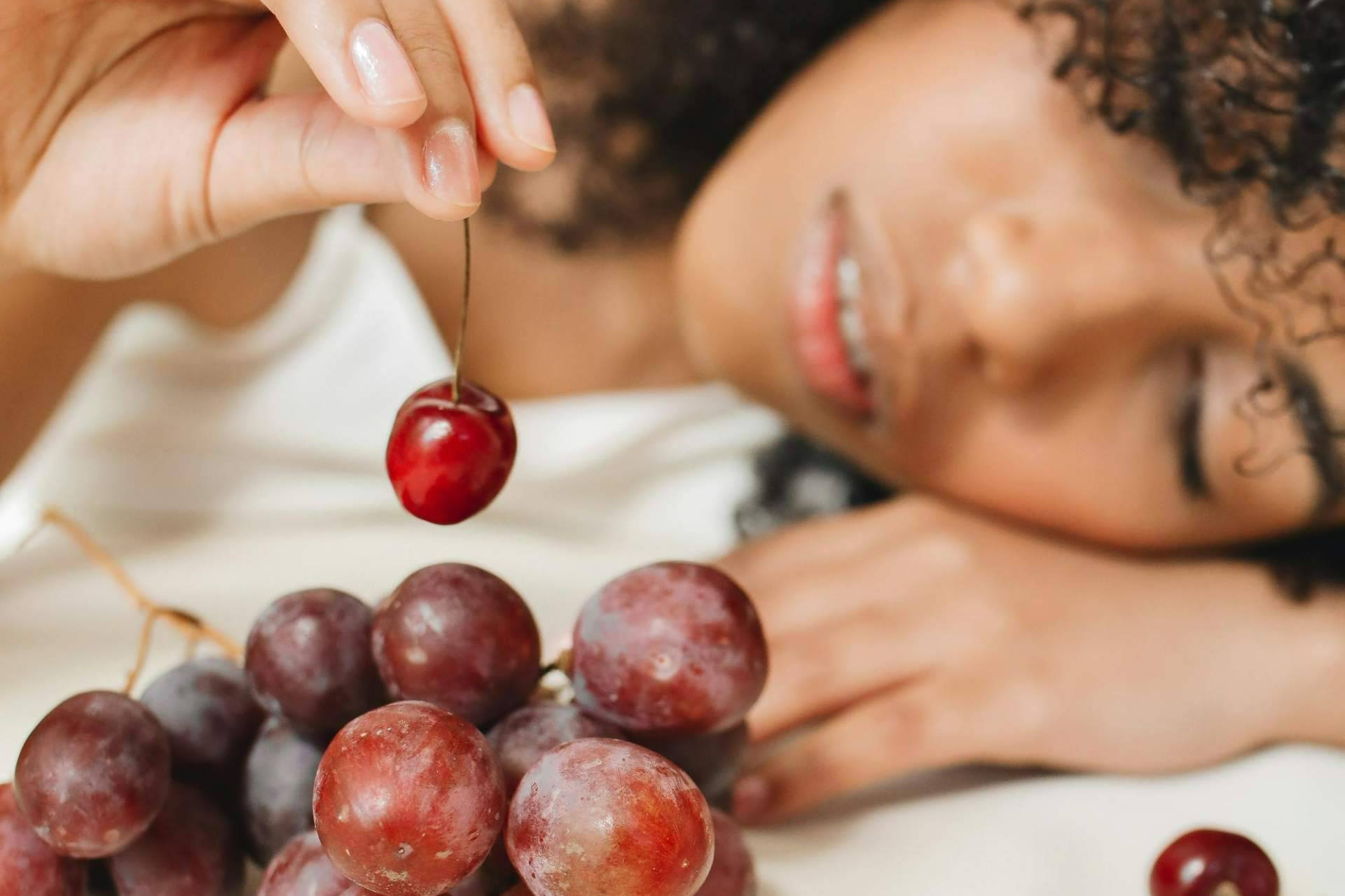 Por qué en primavera aumenta la ansiedad por comer (No es falta de control)