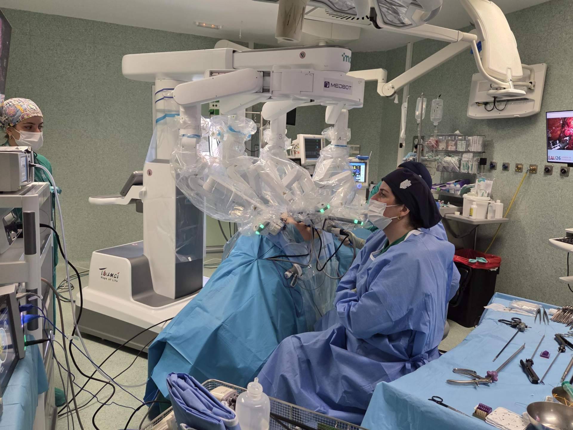 ROC Clinic participa en una sesión internacional de telecirugía en el Congreso Europeo de Urología