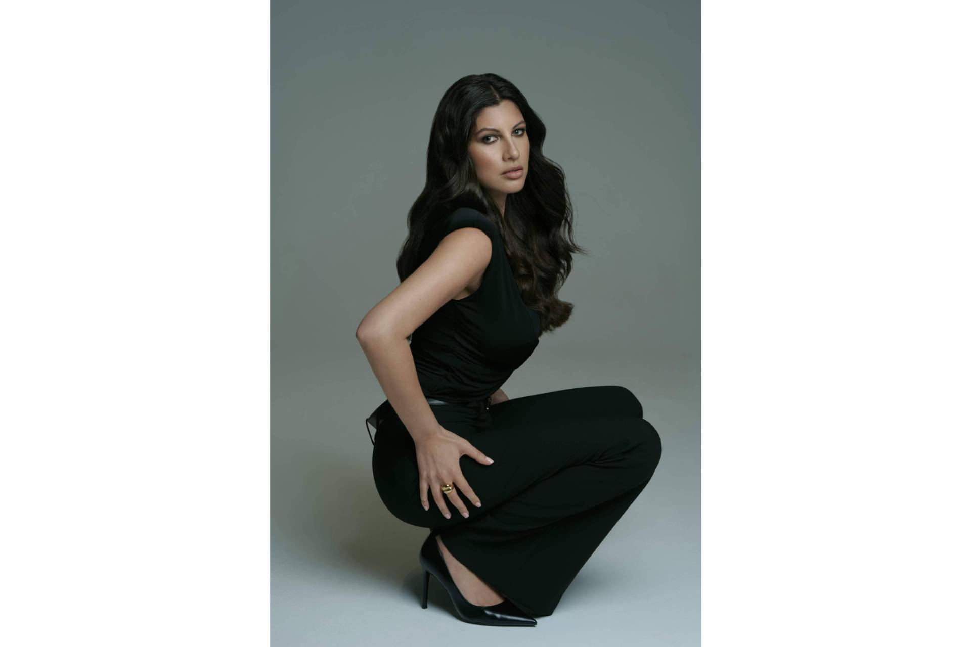 Aria Walton protagoniza la portada de la Revista Grazia, destacando el éxito de Pure Skin IQ