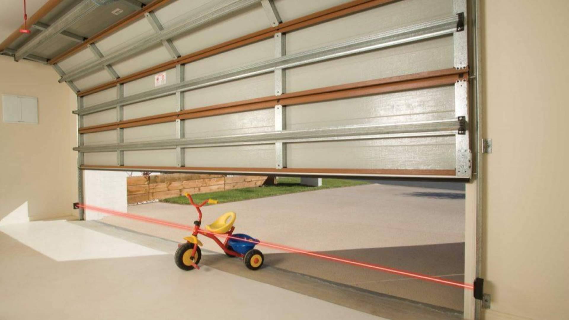 Puertas automáticas en el Bages; cómo evitar averías, accidentes y costes imprevistos