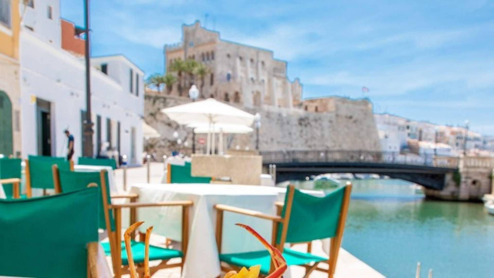 Las 5 terrazas emblemáticas de Ciutadella para saborear Menorca