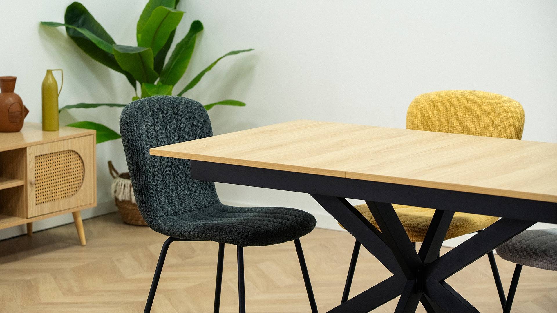 Top Mueble refuerza su oferta en muebles de comedor con soluciones para todos los espacios