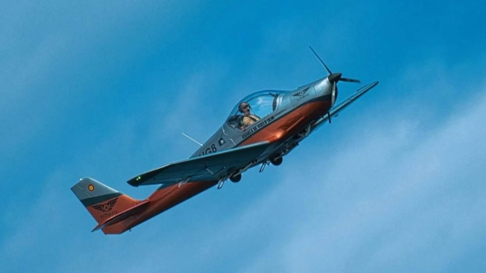 Asturfly impulsa la formación de pilotos ULM con una escuela de vuelo especializada en Asturias