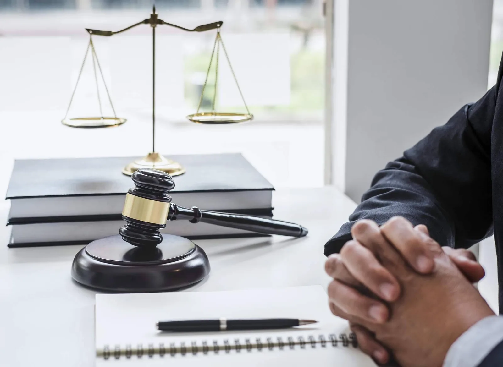 ¿Cómo elegir a un buen abogado? Acertar con el despacho adecuado no es sencillo